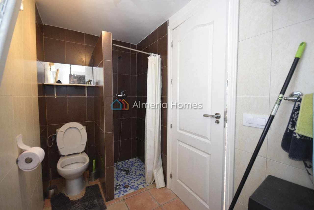 Chalet de 5 habitaciones en Arboleas en venta con piscina garaje - 330.000 € (Ref: 9914789)