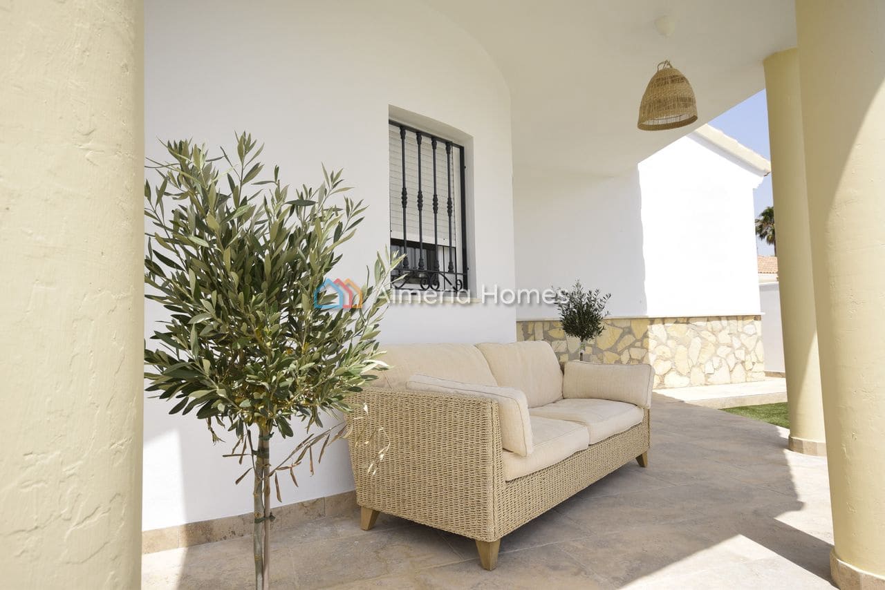 3 slaapkamer Villa te koop in Arboleas met zwembad garage - € 374.995 (Ref: 9914912)