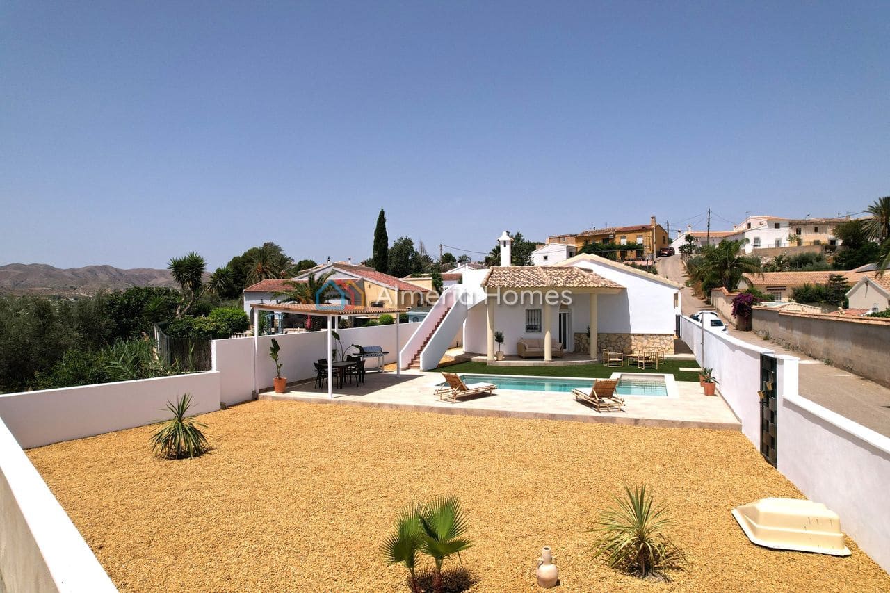 3 slaapkamer Villa te koop in Arboleas met zwembad garage - € 374.995 (Ref: 9914912)