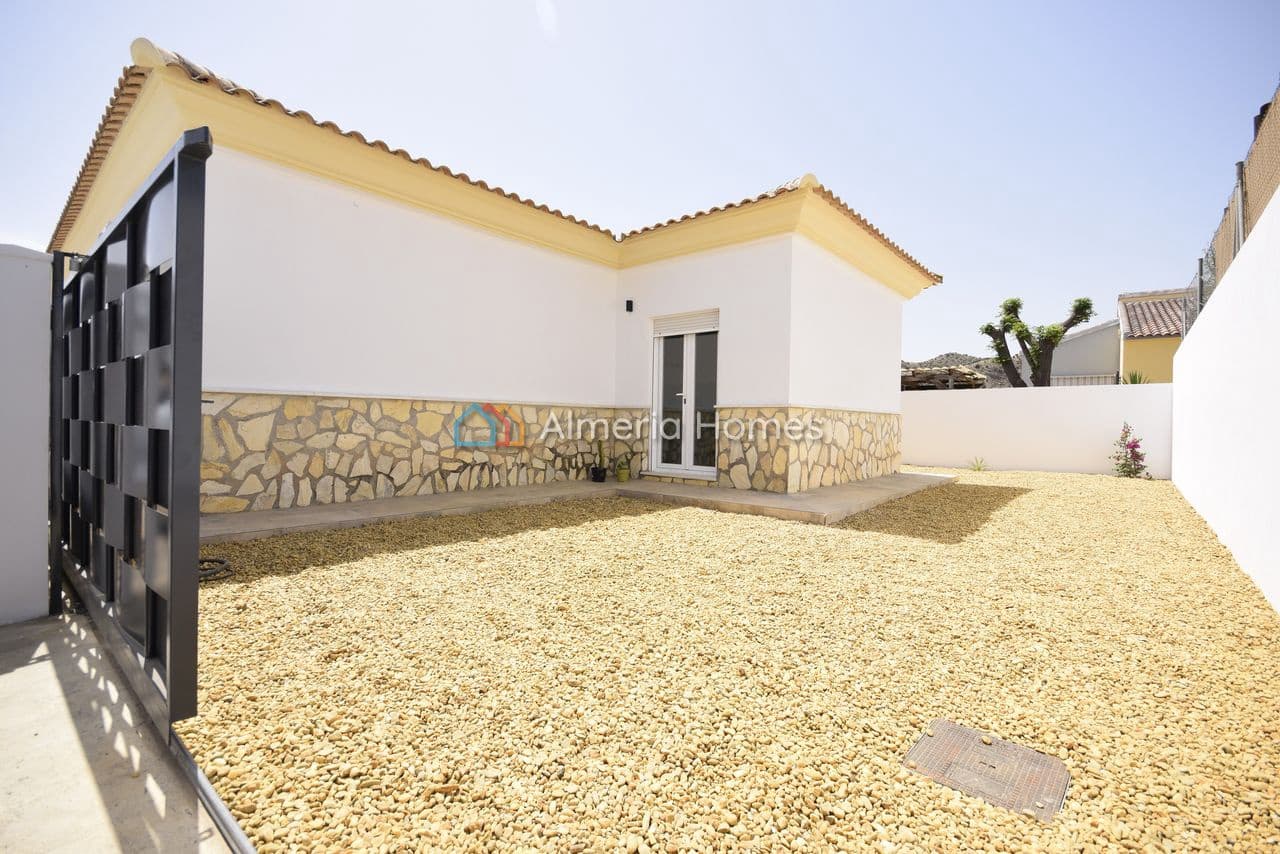 3 slaapkamer Villa te koop in Arboleas met zwembad garage - € 374.995 (Ref: 9914912)