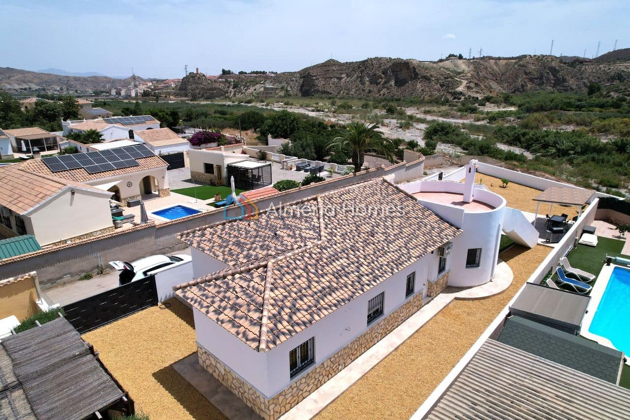 3 slaapkamer Villa te koop in Arboleas met zwembad garage - € 374.995 (Ref: 9914912)