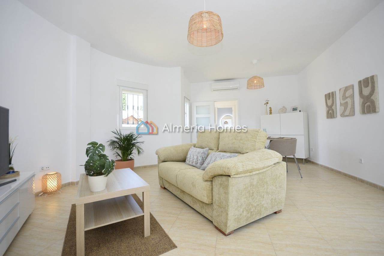 3 Zimmer Villa zu verkaufen in Arboleas mit Pool Garage - 364.995 € (Ref: 9914912)