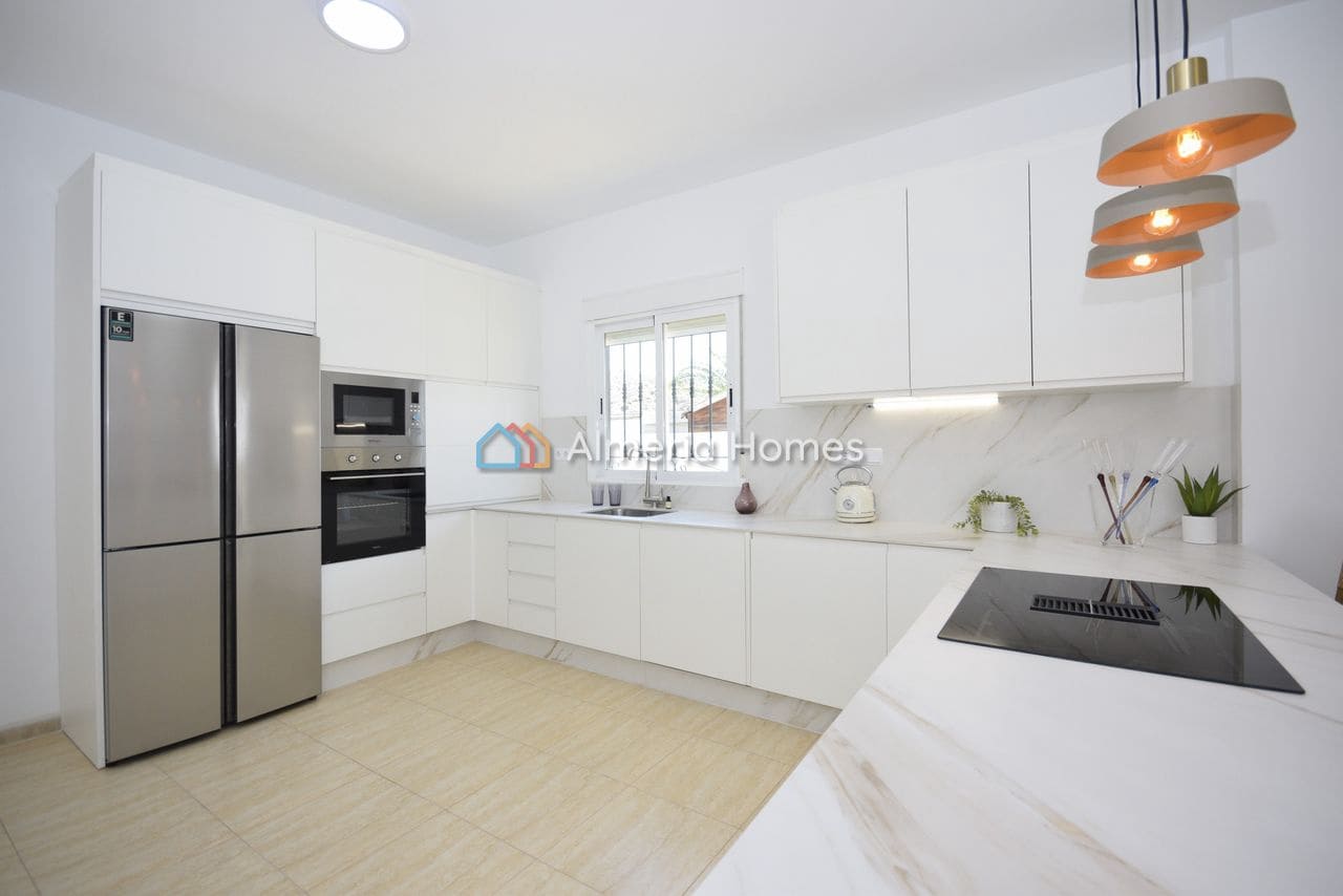 3 Zimmer Villa zu verkaufen in Arboleas mit Pool Garage - 364.995 € (Ref: 9914912)