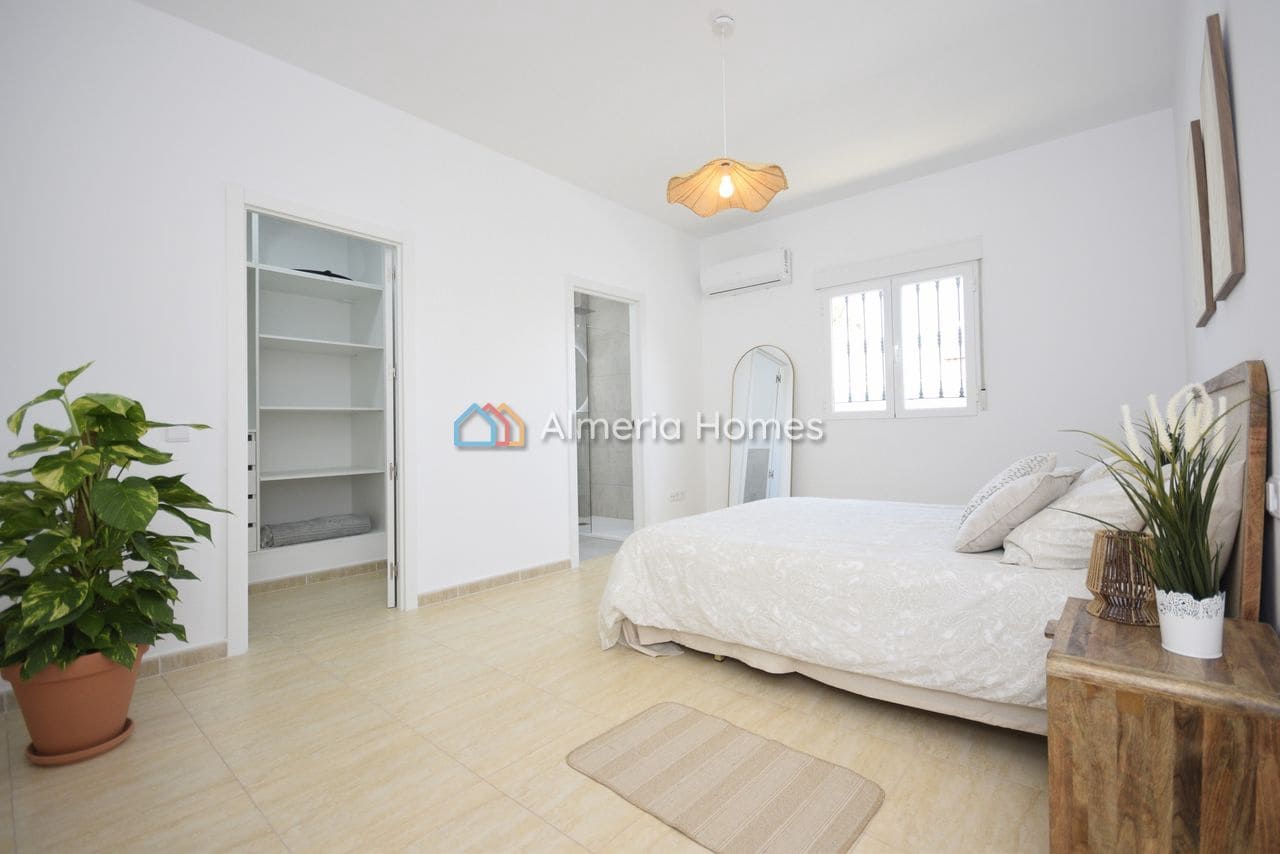 3 Zimmer Villa zu verkaufen in Arboleas mit Pool Garage - 364.995 € (Ref: 9914912)