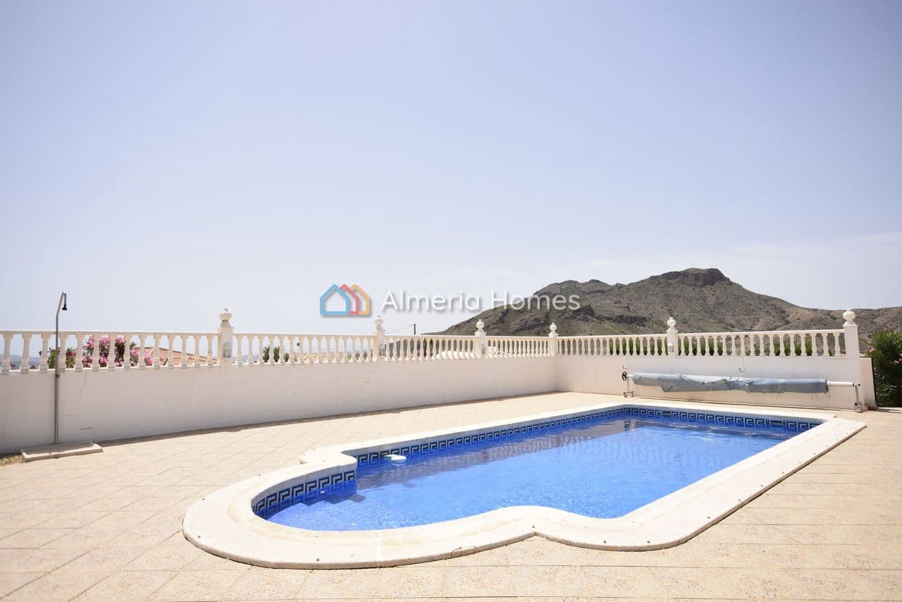 3 slaapkamer Villa te koop in Arboleas met zwembad garage - € 284.995 (Ref: 9918957)