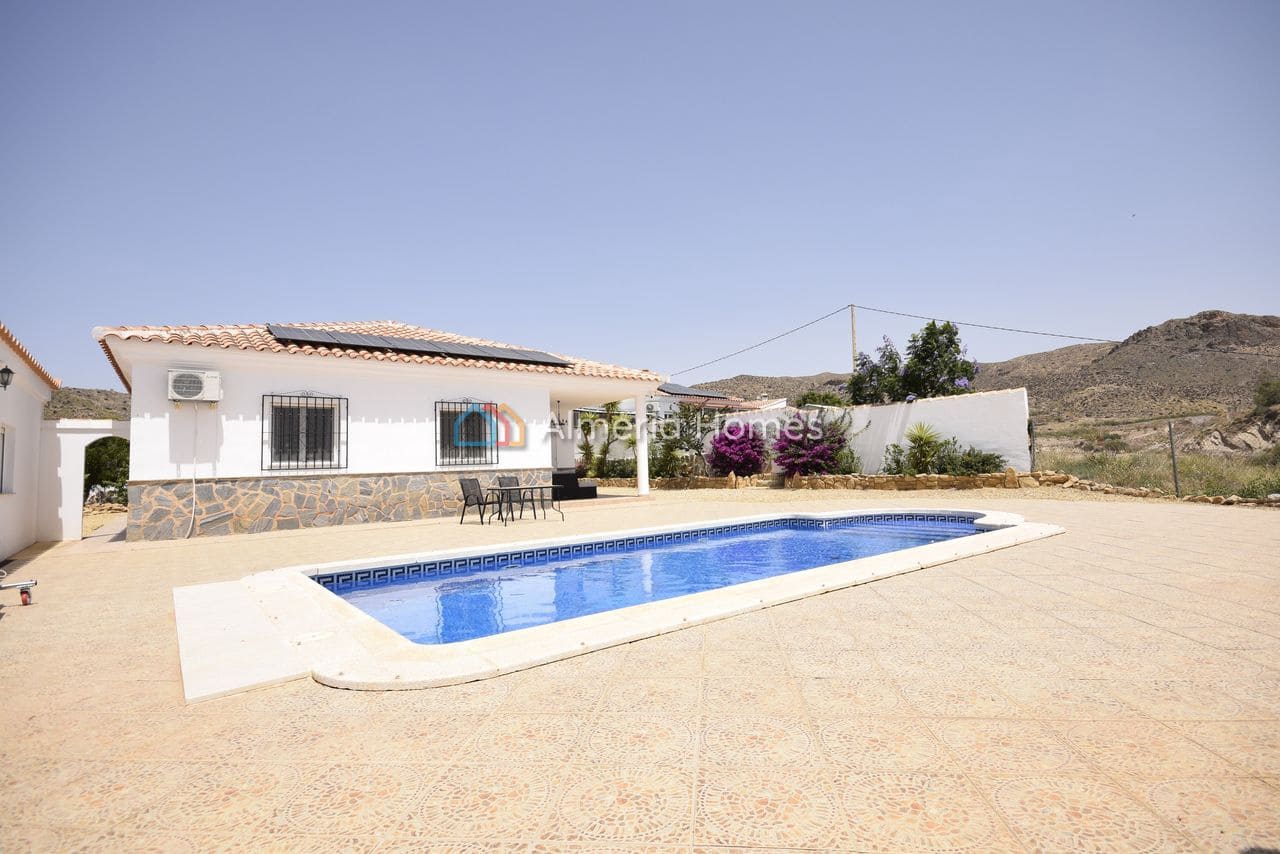 3 slaapkamer Villa te koop in Arboleas met zwembad garage - € 284.995 (Ref: 9918957)