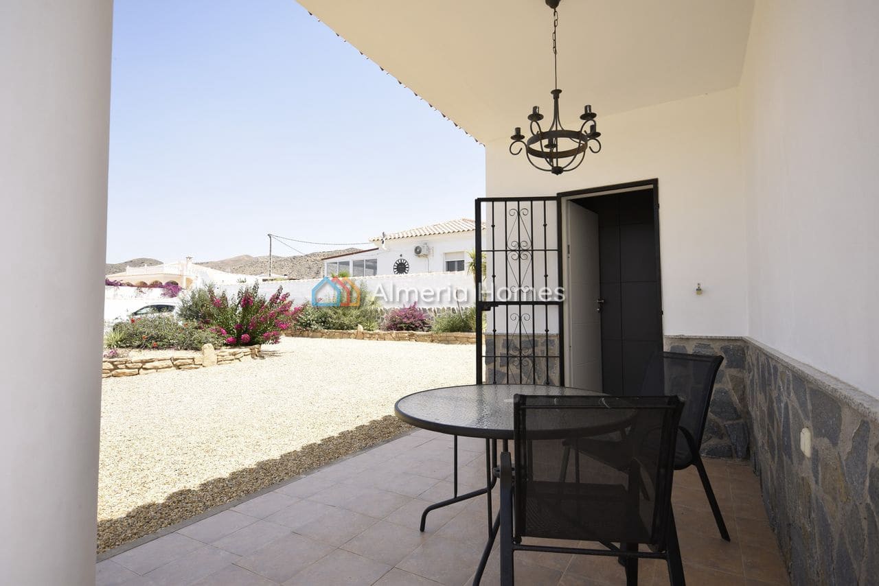 3 slaapkamer Villa te koop in Arboleas met zwembad garage - € 284.995 (Ref: 9918957)