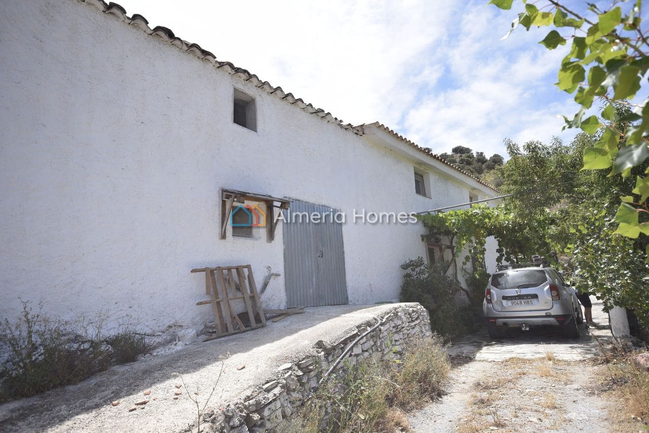 3 bedroom Finca/Country House for sale in Tahal with pool garage - € 170,000 (Ref: 9921137)