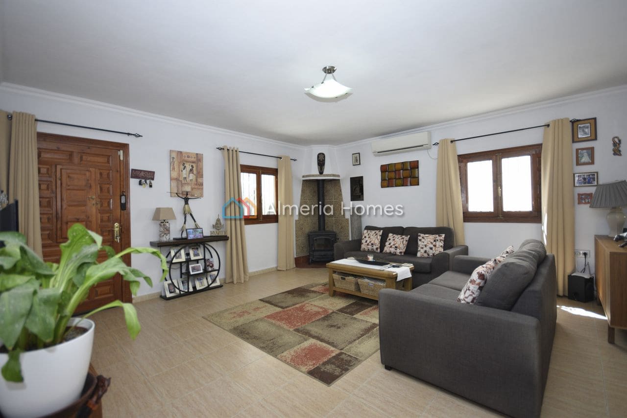 3 sypialnia Willa na sprzedaż w Oria z basenem - 159 995 € (Ref: 9921138)