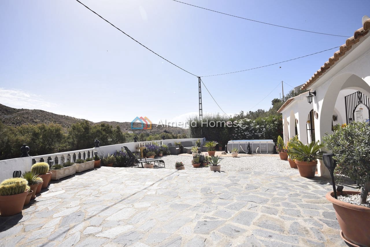 3 sypialnia Willa na sprzedaż w Oria z basenem - 159 995 € (Ref: 9921138)
