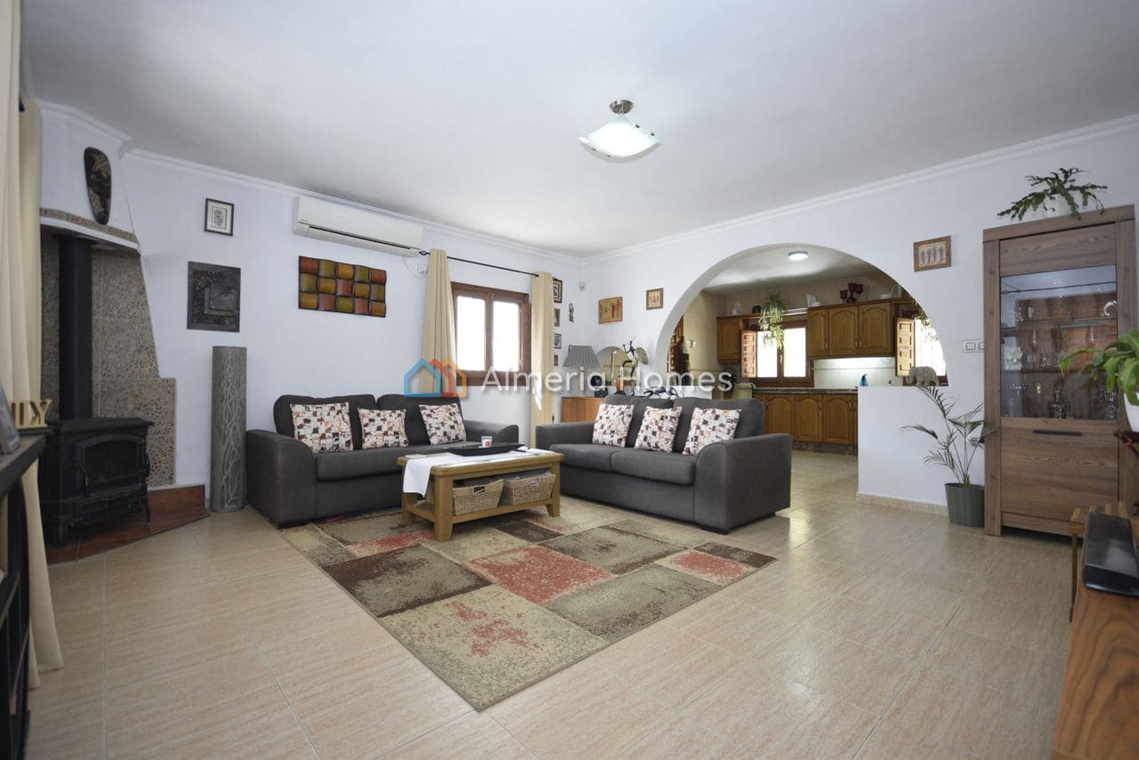3 sypialnia Willa na sprzedaż w Oria z basenem - 159 995 € (Ref: 9921138)