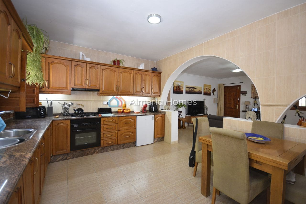 3 sypialnia Willa na sprzedaż w Oria z basenem - 159 995 € (Ref: 9921138)