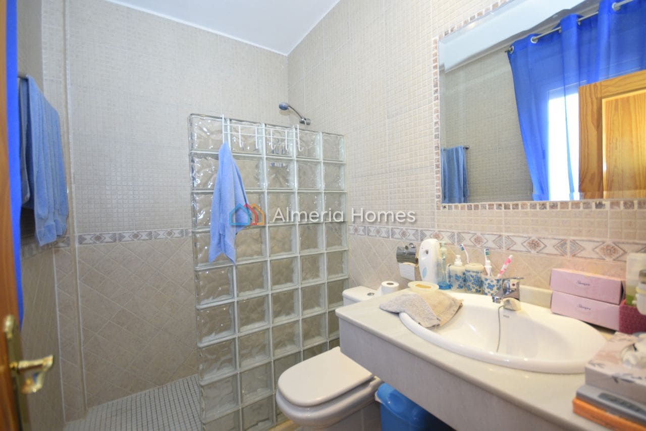 3 sypialnia Willa na sprzedaż w Arboleas z basenem garażem - 324 995 € (Ref: 9922911)
