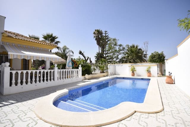 3 sypialnia Willa na sprzedaż w Arboleas z basenem garażem - 324 995 € (Ref: 9922911)