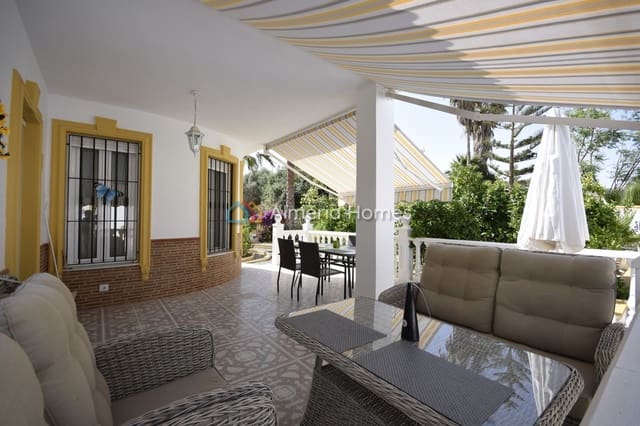3 sypialnia Willa na sprzedaż w Arboleas z basenem garażem - 324 995 € (Ref: 9922911)