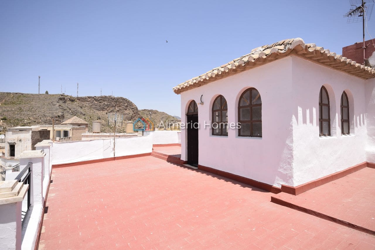 7 Zimmer Haus zu verkaufen in Macael mit Garage - 155.000 € (Ref: 9928460)