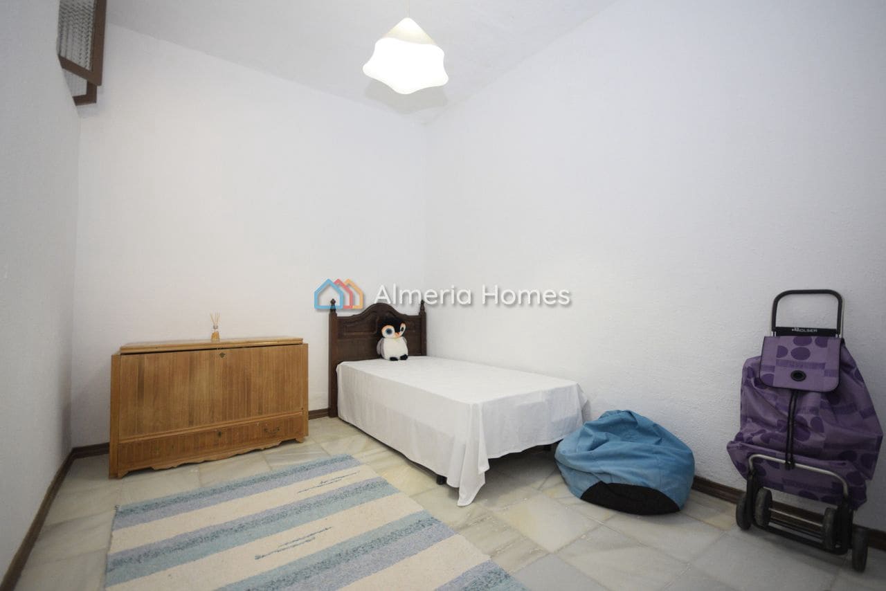 7 Zimmer Haus zu verkaufen in Macael mit Garage - 155.000 € (Ref: 9928460)