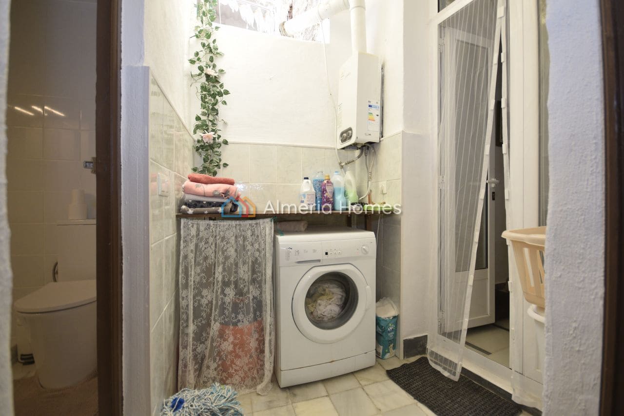 7 Zimmer Haus zu verkaufen in Macael mit Garage - 155.000 € (Ref: 9928460)