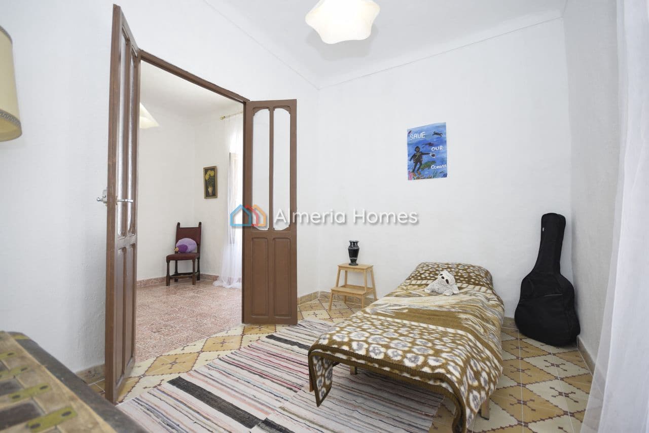 7 Zimmer Haus zu verkaufen in Macael mit Garage - 155.000 € (Ref: 9928460)
