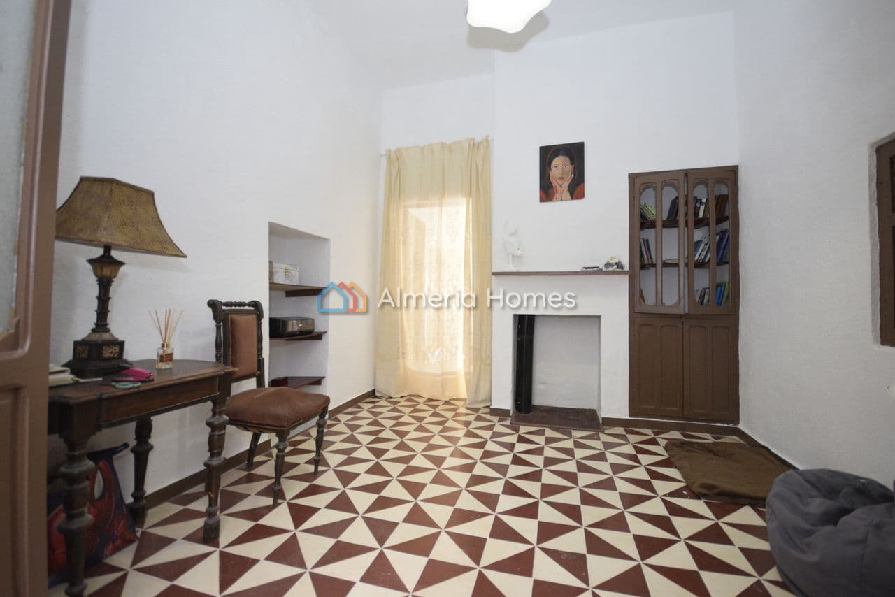 7 Zimmer Haus zu verkaufen in Macael mit Garage - 155.000 € (Ref: 9928460)