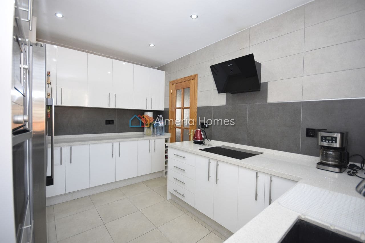 3 bedroom Villa for sale in Partaloa with pool garage - € 264,995 (Ref: 9928461)