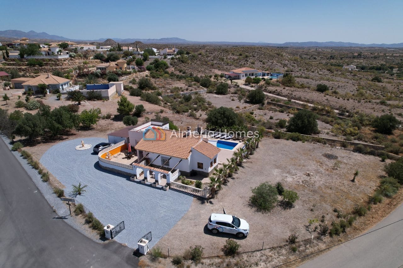 3 bedroom Villa for sale in Partaloa with pool garage - € 264,995 (Ref: 9928461)