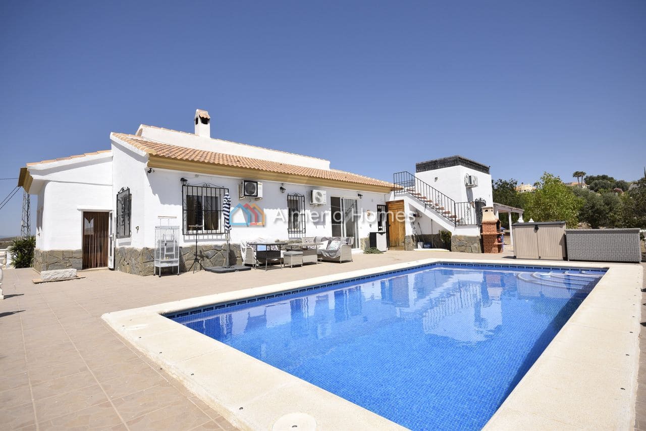 3 bedroom Villa for sale in Partaloa with pool garage - € 264,995 (Ref: 9928461)