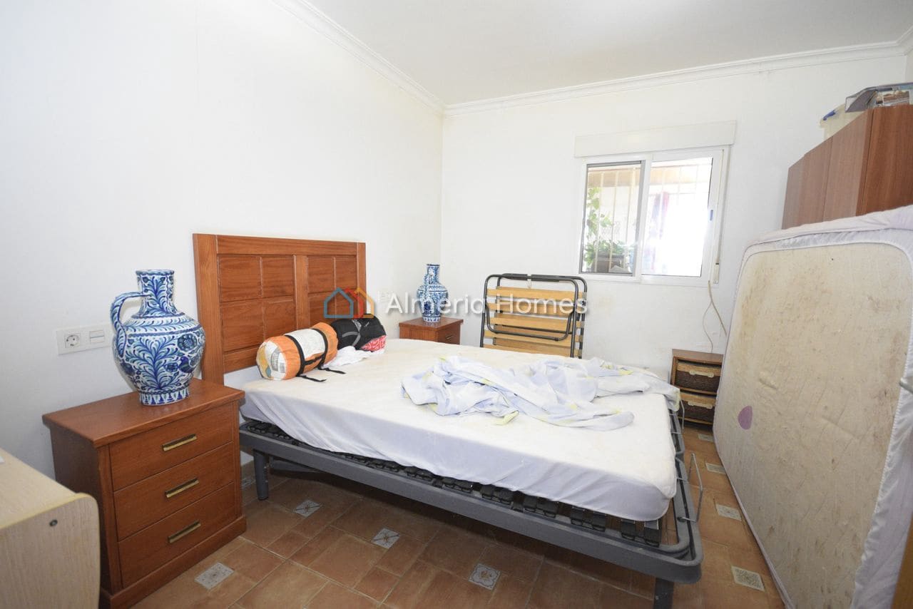 8 bedroom Finca/Country House for sale in Lorca with pool garage - € 390,000 (Ref: 9936670)