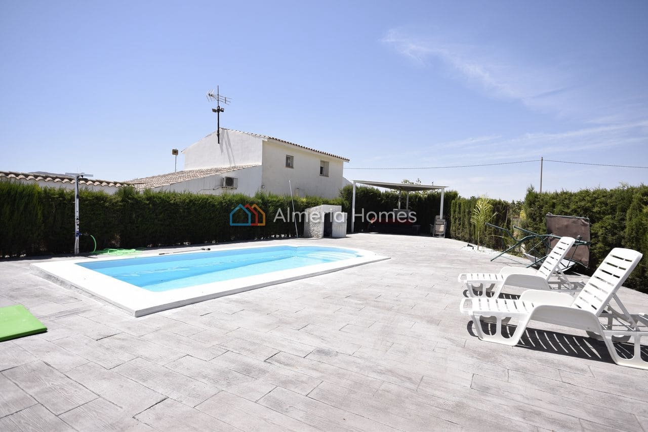8 bedroom Finca/Country House for sale in Lorca with pool garage - € 390,000 (Ref: 9936670)