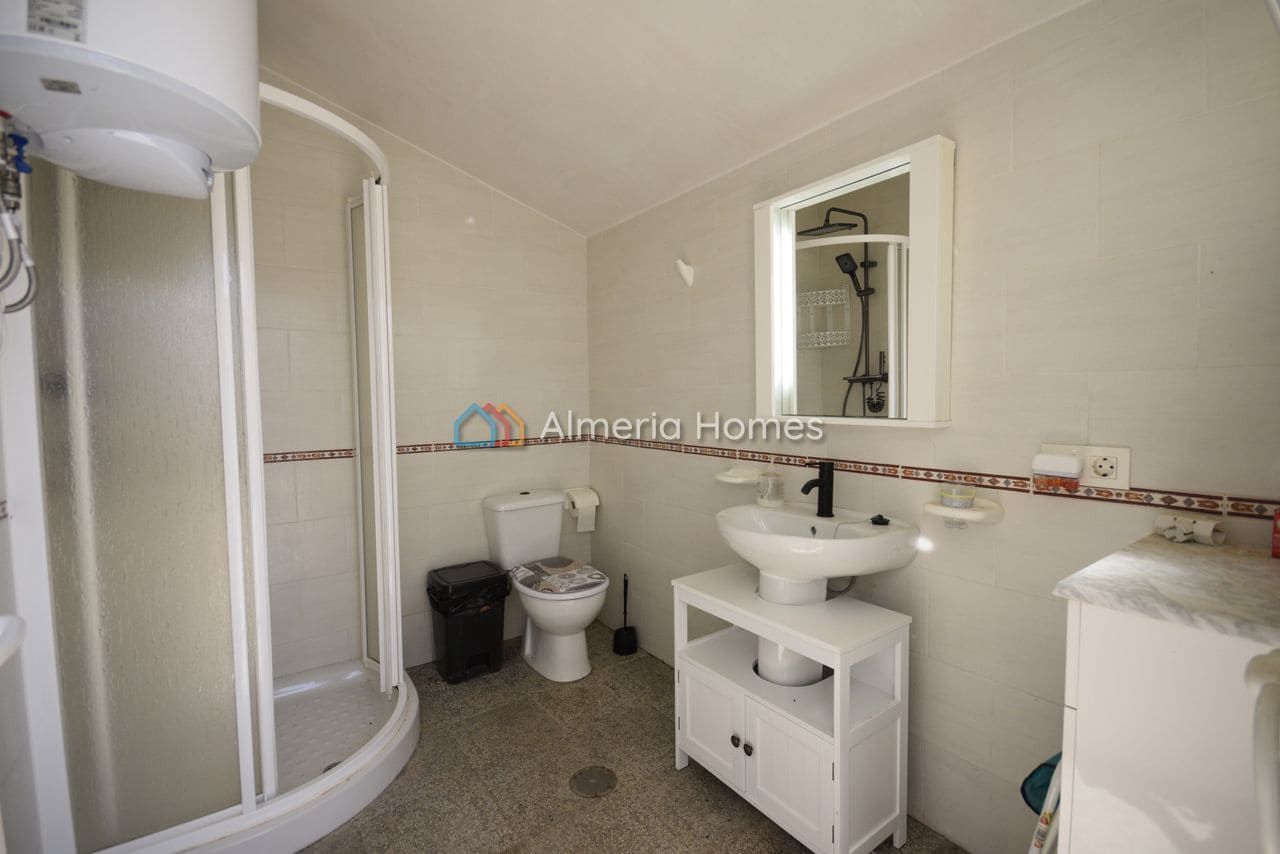 8 bedroom Finca/Country House for sale in Lorca with pool garage - € 390,000 (Ref: 9936670)