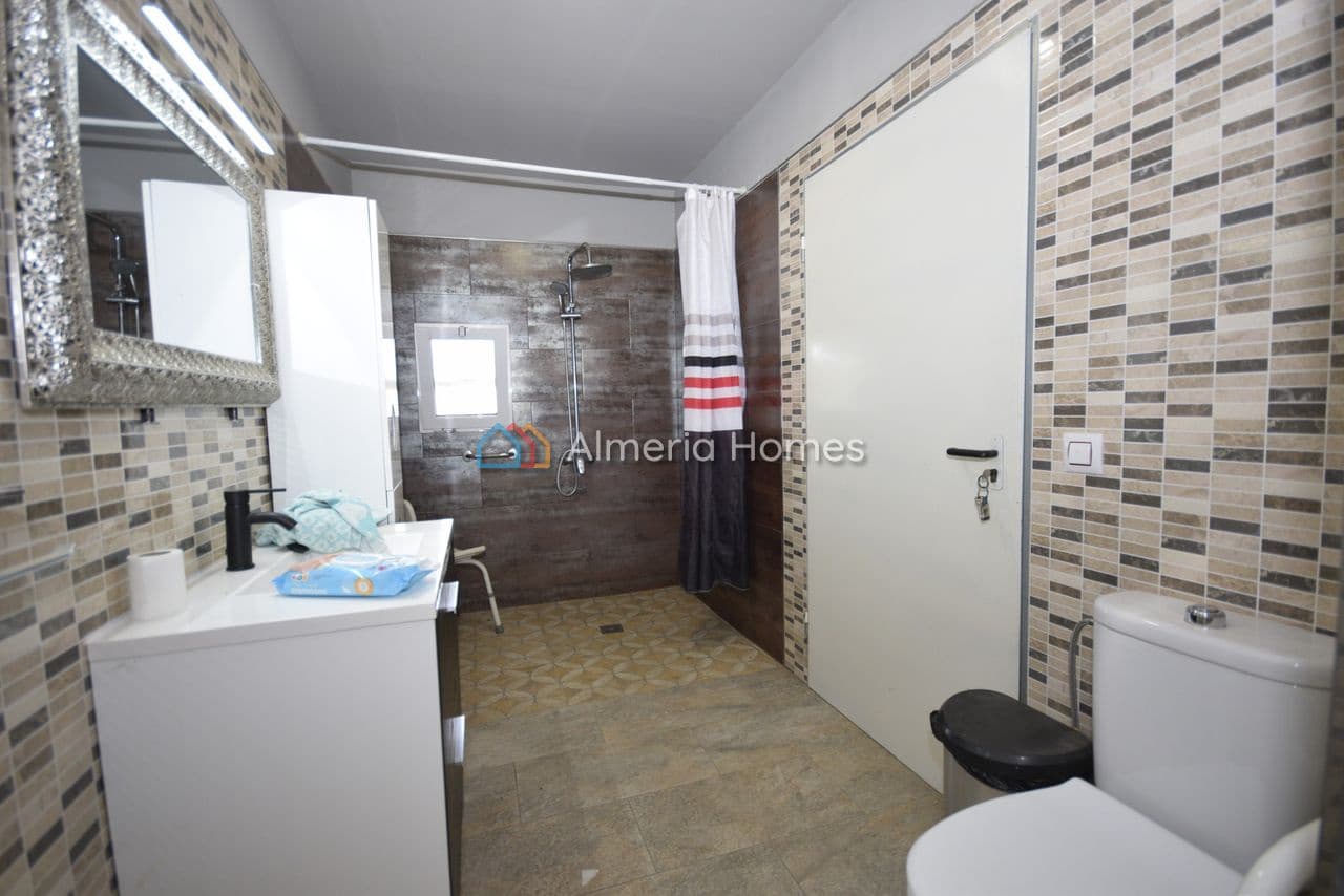 8 bedroom Finca/Country House for sale in Lorca with pool garage - € 390,000 (Ref: 9936670)