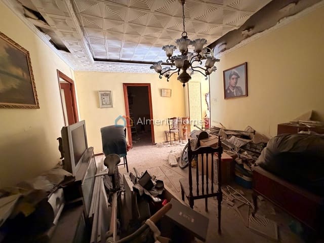 4 quarto Casa em Banda para venda em Albox - 90 000 € (Ref: 9936807)