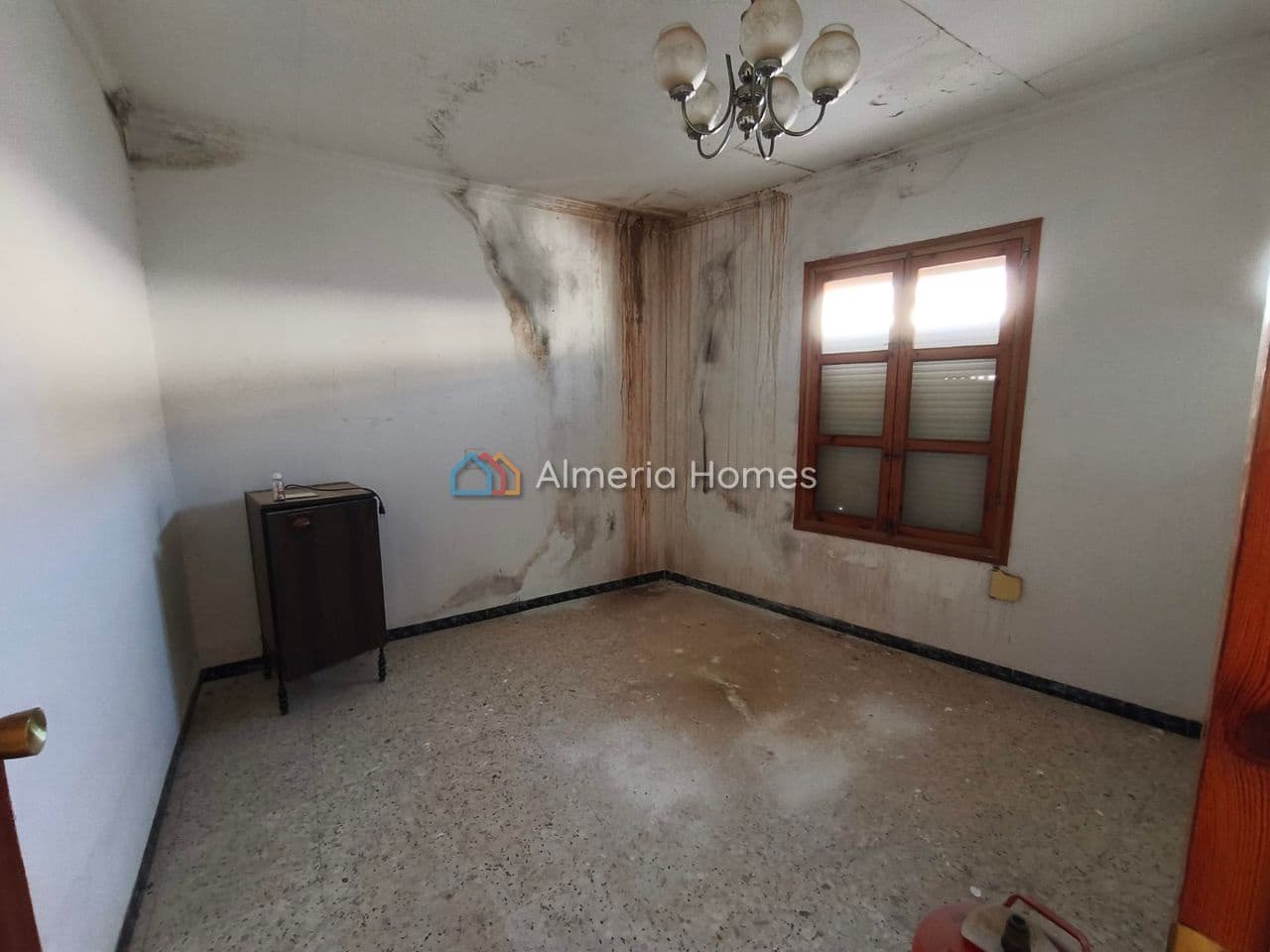 3 slaapkamer Huis te koop in Caniles met garage - € 40.000 (Ref: 9937198)