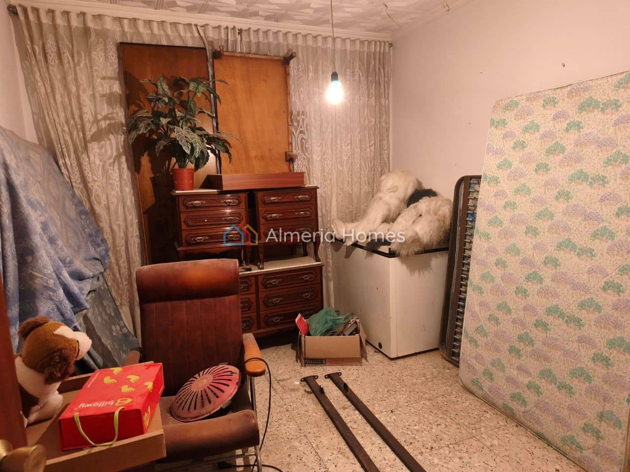 3 slaapkamer Huis te koop in Caniles met garage - € 40.000 (Ref: 9937198)