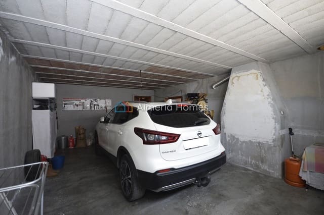 8 slaapkamer Villa te koop in Oria met garage - € 295.000 (Ref: 9944657)