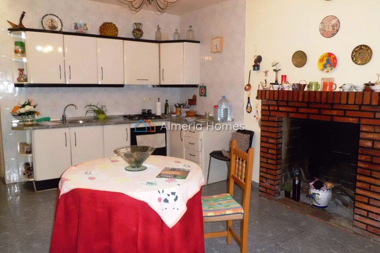 3 soveværelse Finca/Landehus til salg i Seron med garage - € 99.995 (Ref: 9948815)