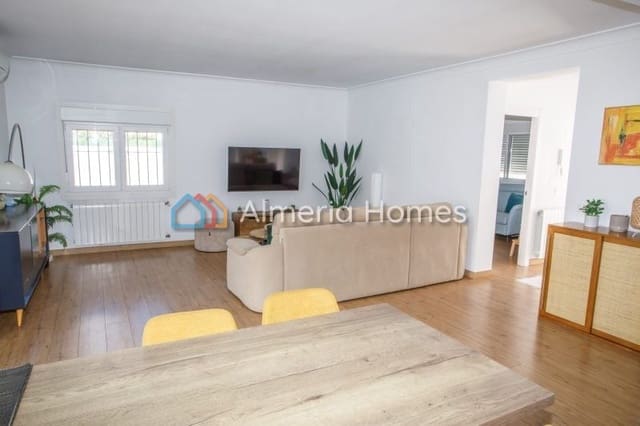 Chalet de 3 habitaciones en Mojácar en venta - 478.000 € (Ref: 9948820)