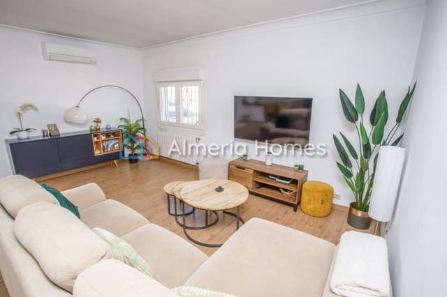 Chalet de 3 habitaciones en Mojácar en venta - 478.000 € (Ref: 9948820)