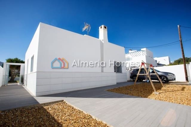 Chalet de 3 habitaciones en Mojácar en venta - 478.000 € (Ref: 9948820)