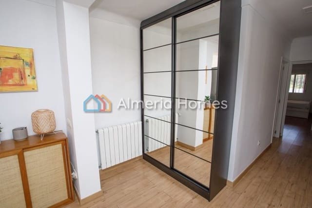 Chalet de 3 habitaciones en Mojácar en venta - 478.000 € (Ref: 9948820)