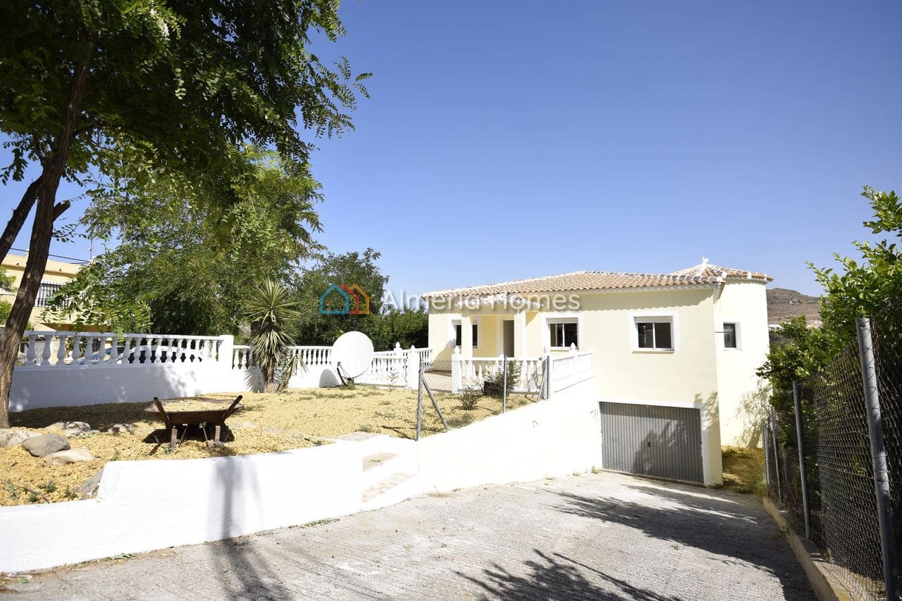 3 bedroom Villa for sale in Almanzora with garage - € 199,000 (Ref: 9958384)