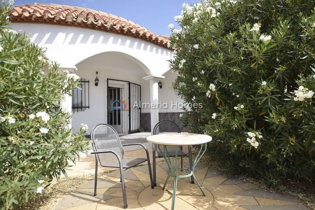 4 sypialnia Willa na sprzedaż w Cantoria z basenem garażem - 284 995 € (Ref: 9961100)