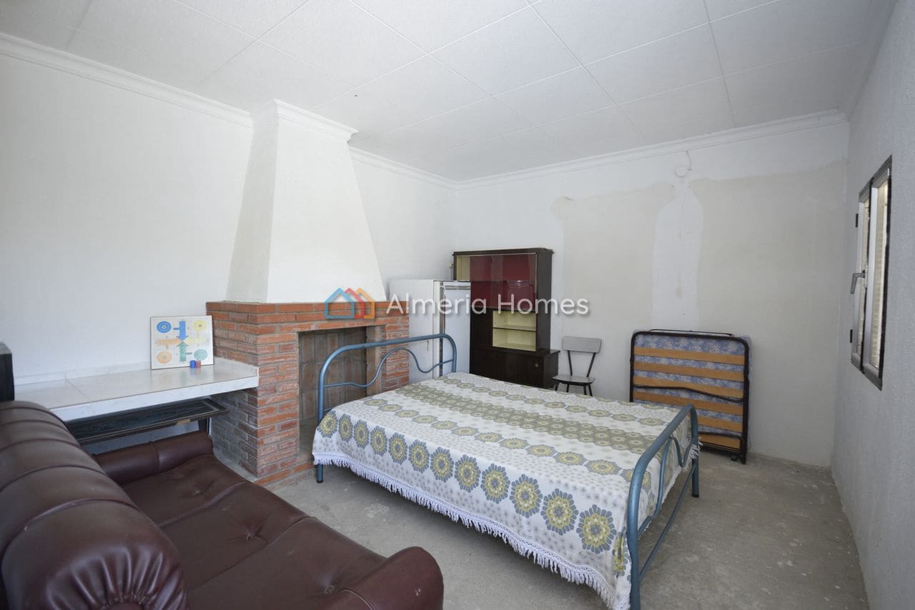 6 sovrum Finca/Hus på landet till salu i Albox med garage - 65 000 € (Ref: 9964272)