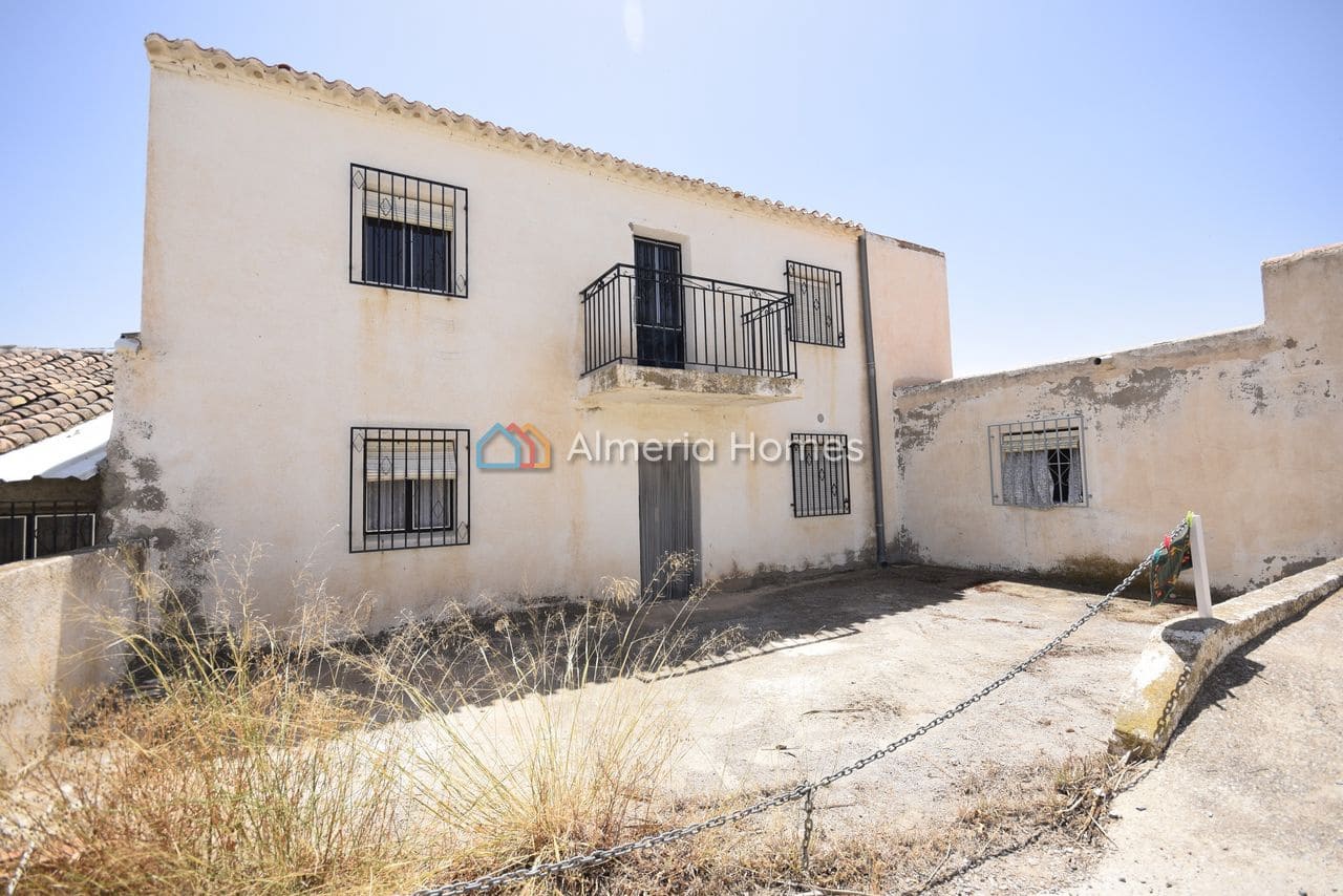 6 sovrum Finca/Hus på landet till salu i Albox med garage - 65 000 € (Ref: 9964272)
