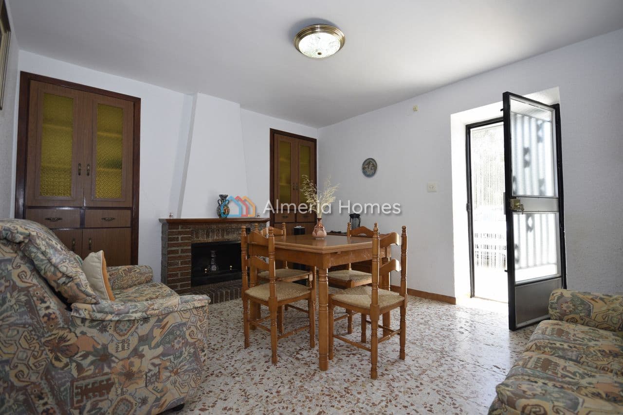 3 sypialnia Finka/Dom wiejski na sprzedaż w Albox z garażem - 75 000 € (Ref: 9964273)