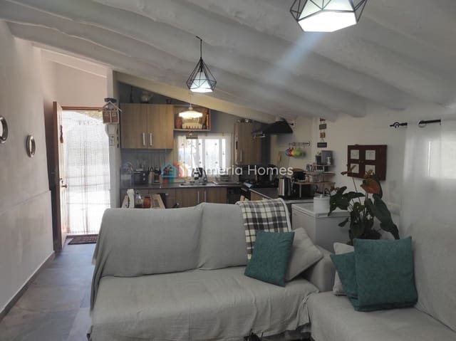 3 Zimmer Haus zu verkaufen in Cela, Lúcar mit Garage - 65.000 € (Ref: 9964276)