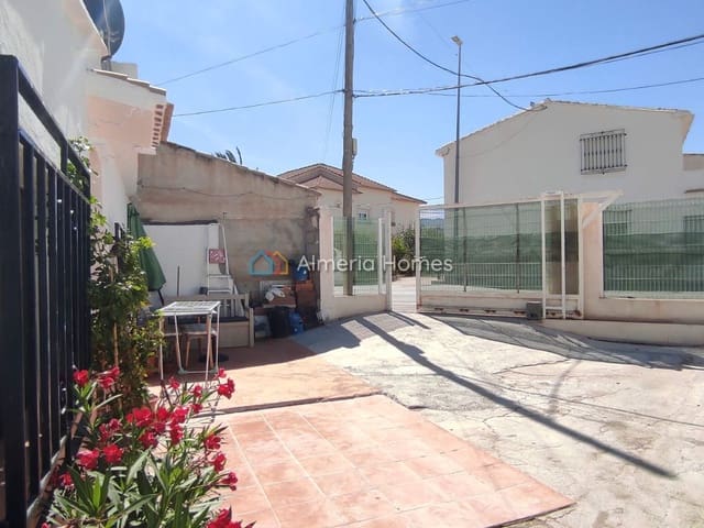 3 Zimmer Haus zu verkaufen in Cela, Lúcar mit Garage - 65.000 € (Ref: 9964276)