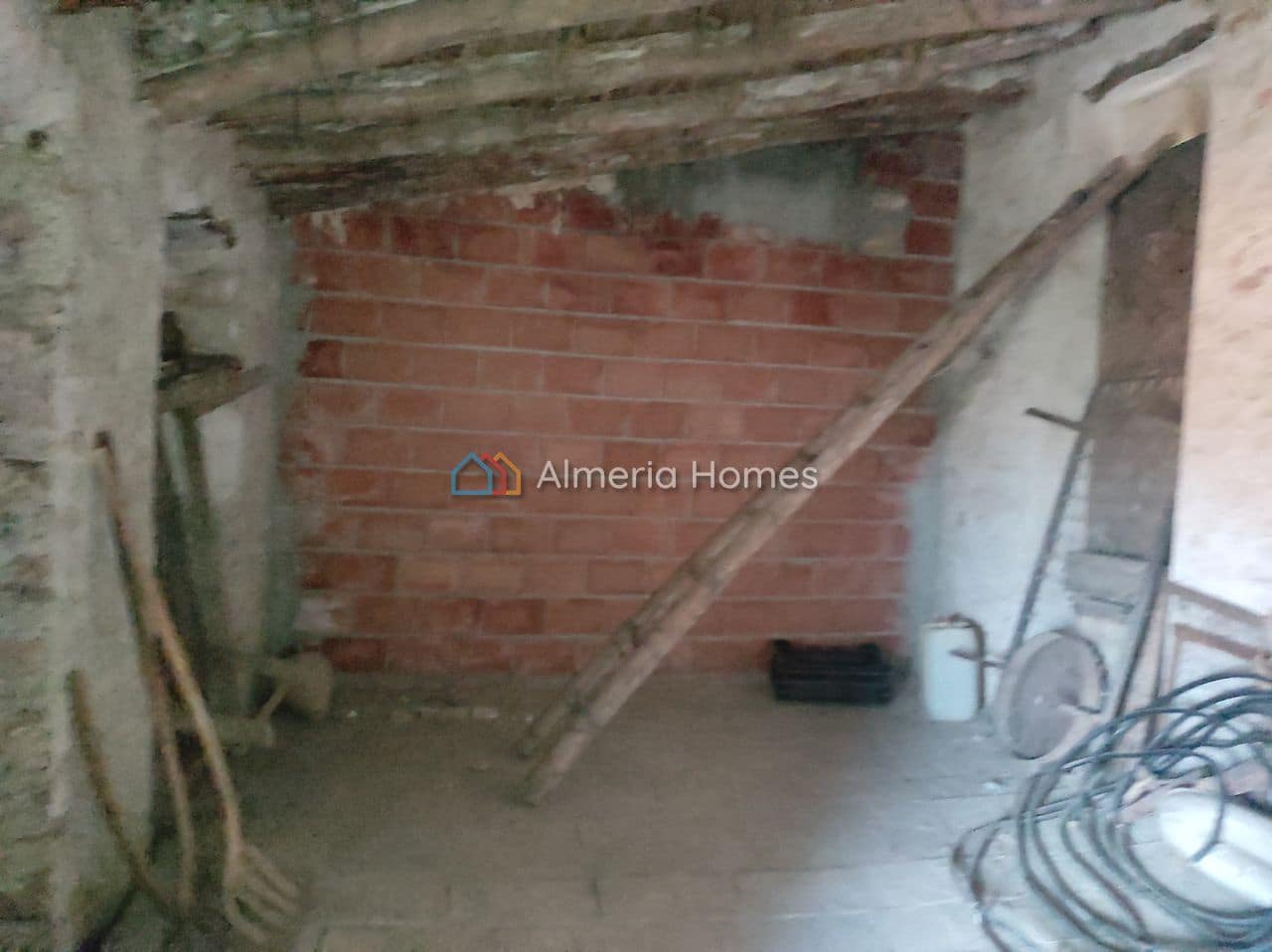 2 sovrum Hus till salu i Cela med garage - 40 000 € (Ref: 9964279)