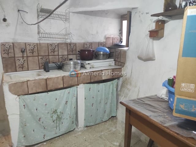 2 soverom Hus til salgs i Cela, Lúcar med garasje - € 40 000 (Ref: 9964279)