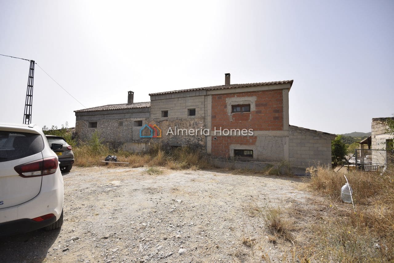 6 soveværelse Finca/Landehus til salg i Oria med swimmingpool garage - € 199.950 (Ref: 9971432)